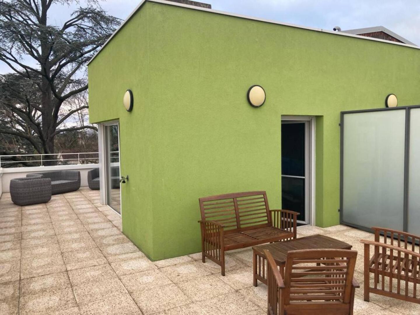 Standing 3 Chambres, Parkings, Terrasse Meyzieu Exterior photo